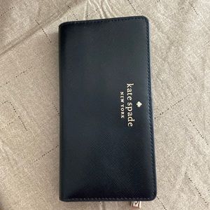 Kate Spade Staci Large Slim Bifold Wallet.